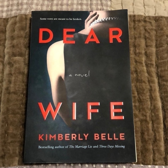 ⭐️ 3/$20 Dear Wife book Kimberly Belle ⭐️ - Picture 1 of 3